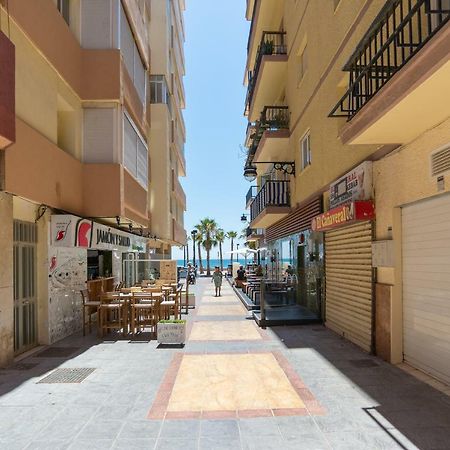 Malagasuite Fuengirola Pier エクステリア 写真
